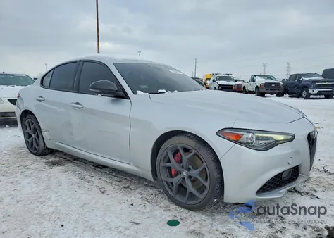 2020 Alfa Romeo Giulia z USA, uszkodzony, nr VIN ZARFANANXL7629569